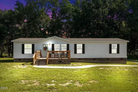 Exterior - 72 Crocker Rd, Smithfield, NC 27577 photo 3 of 7