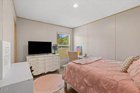 Bedroom - 72 Crocker Rd, Smithfield, NC 27577 photo 4 of 7