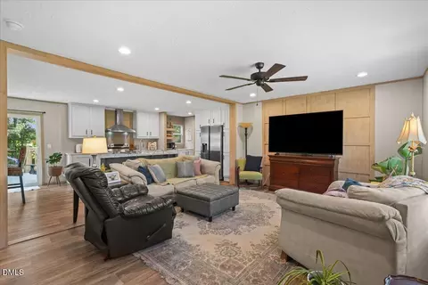 Living - 72 Crocker Rd, Smithfield, NC 27577 photo 1 of 3