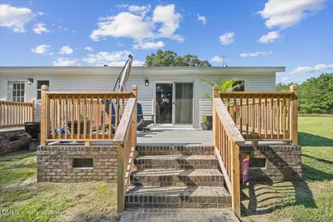 Exterior - 72 Crocker Rd, Smithfield, NC 27577 photo 6 of 7