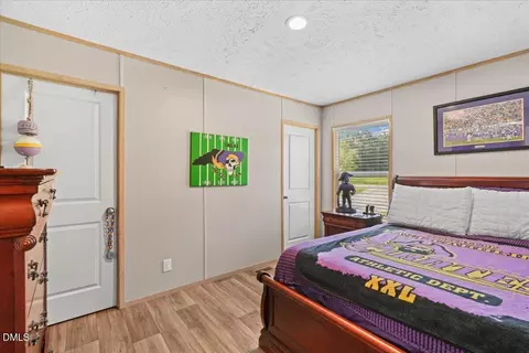 Bedroom - 72 Crocker Rd, Smithfield, NC 27577 photo 6 of 7