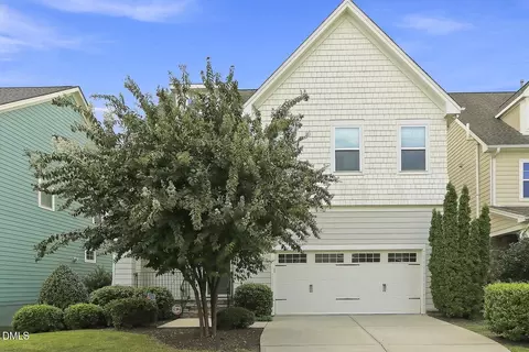 2703 Cameron Pond Dr, Cary, NC 27519
