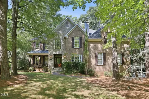 304 Flint Point Ln, Holly Springs, NC 27540