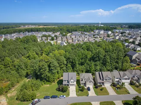 View/Area - 210 Davelyn Ct, Garner, NC 27529 photo 5 of 7