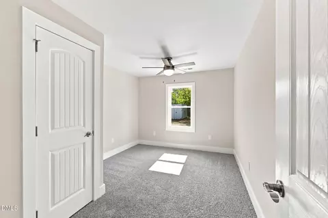 Bedroom - 522 Buffalo Rd, Smithfield, NC 27577 photo 5 of 6