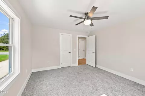 Bedroom - 522 Buffalo Rd, Smithfield, NC 27577 photo 4 of 6