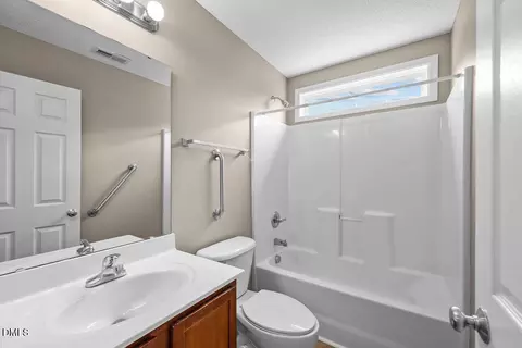 Bath - 3303 Glennstone Dr, Durham, NC 27704 photo 1 of 2