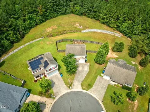 View/Area - 3303 Glennstone Dr, Durham, NC 27704 photo 4 of 6