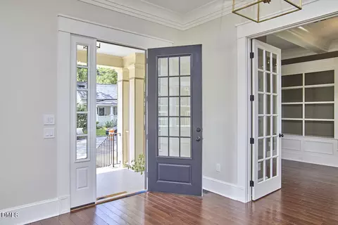 Entry Way - 1106 9th St, Durham, NC 27705 photo 3 of 18
