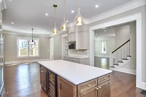 Kitchen - 1106 9th St, Durham, NC 27705 photo 9 of 21