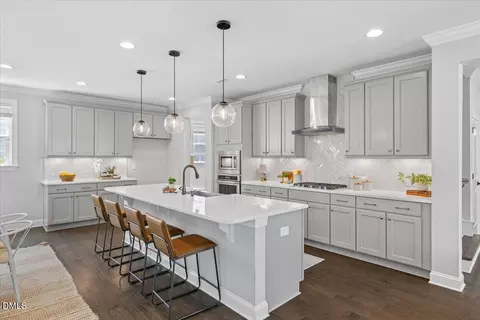 Kitchen - 332 White Iris Lp, Cary, NC 27519 photo 9 of 11