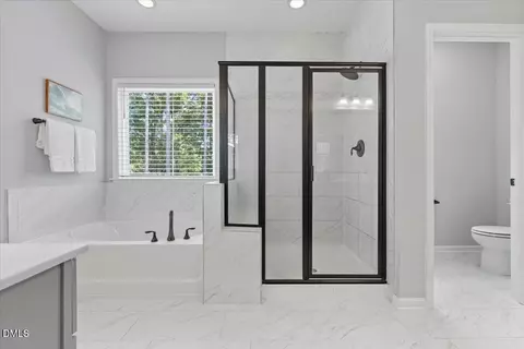 Bath - 332 White Iris Lp, Cary, NC 27519 photo 5 of 11
