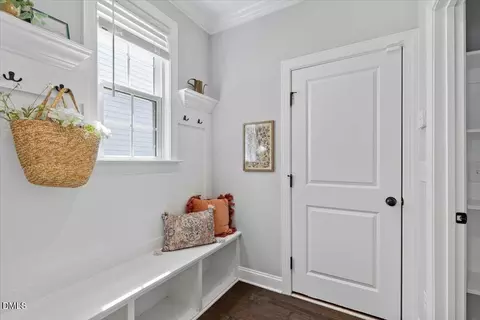 Entry Way - 332 White Iris Lp, Cary, NC 27519 photo 4 of 11