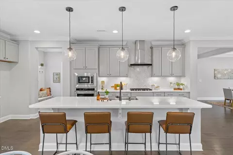 Kitchen - 332 White Iris Lp, Cary, NC 27519 photo 8 of 11