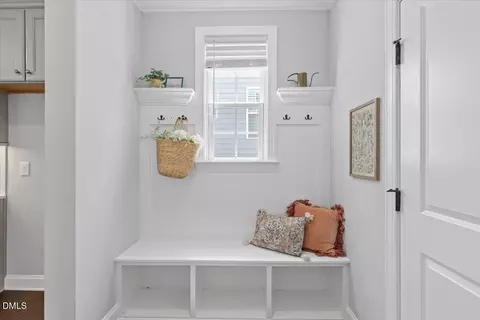 Entry Way - 332 White Iris Lp, Cary, NC 27519 photo 9 of 11