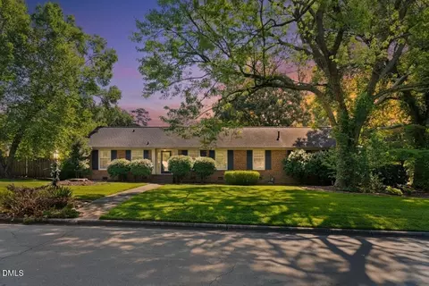 1228 Ridgecrest Ave, Burlington, NC 27215