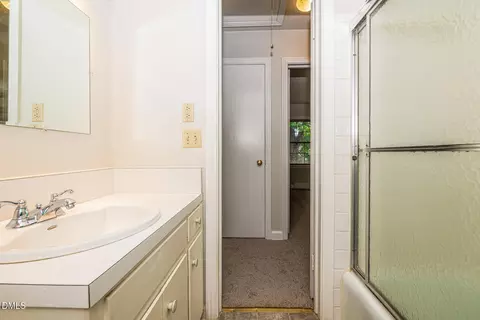 Bath - 219 Windsor Dr, Roxboro, NC 27573 photo 2 of 4