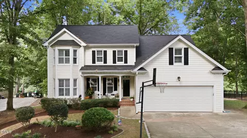 5101 Windance Pl, Holly Springs, NC 27540