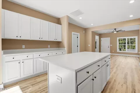 Entry Way - 1261 Whitley Rd, Middlesex, NC 27557 photo 2 of 4