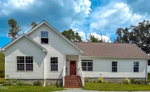 201 Briggs Rd, Hurdle Mills, NC 27541