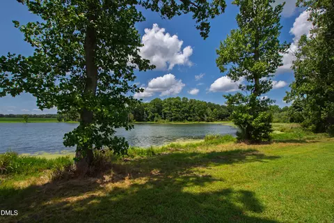 View/Area - 2725 Benson Hardee Rd, Benson, NC 27504 photo 2 of 6