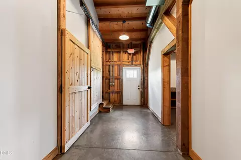Entry Way - 2725 Benson Hardee Rd, Benson, NC 27504 photo 4 of 4