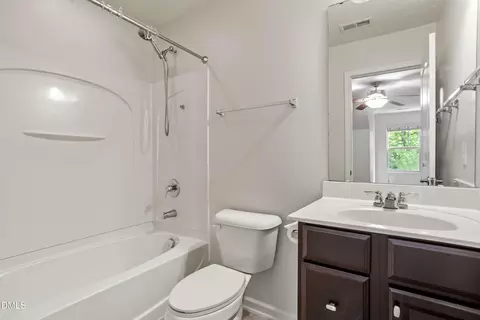 Bath - 76 Pocono Dr, Durham, NC 27705 photo 4 of 4
