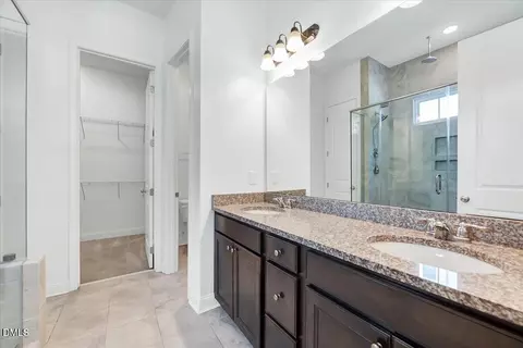 Bath - 1660 Highpoint St, Wake Forest, NC 27587 photo 2 of 2