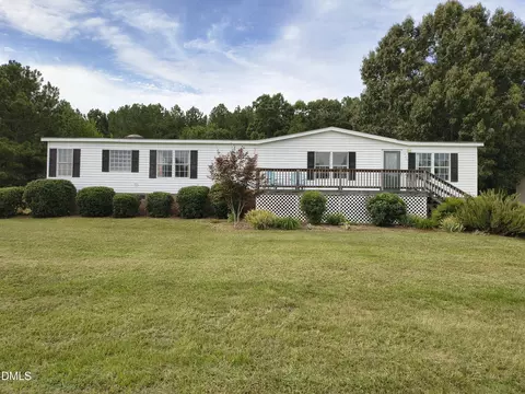 125 N North Ridge Dr, Louisburg, NC 27549