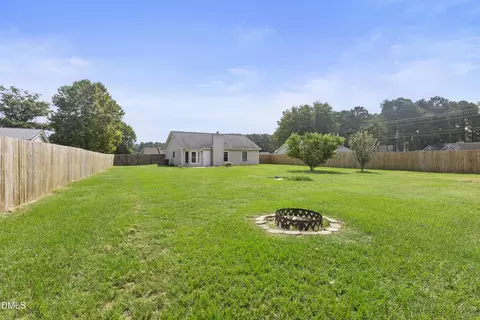 Exterior - 174 Eulon Loop, Raeford, NC 28376 photo 9 of 15