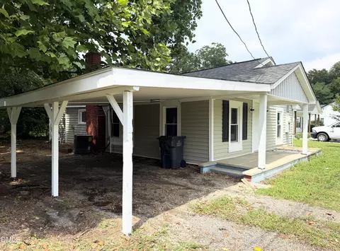112 2nd St, Erwin, NC 28339 photo 2