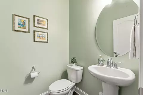 Bath - 211 Crisp Rd, Durham, NC 27713 photo 3 of 5