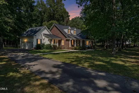 121 Mayfield Pl, Youngsville, NC 27596