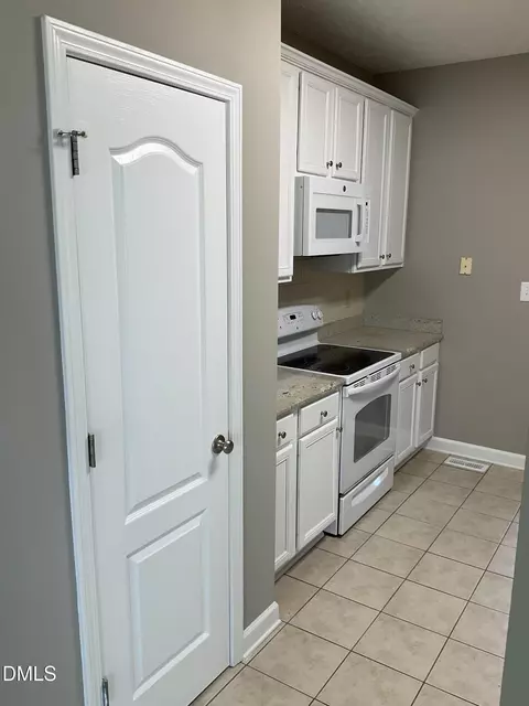 Kitchen - 255 Hester Pl, Cameron, NC 28326 photo 2 of 2