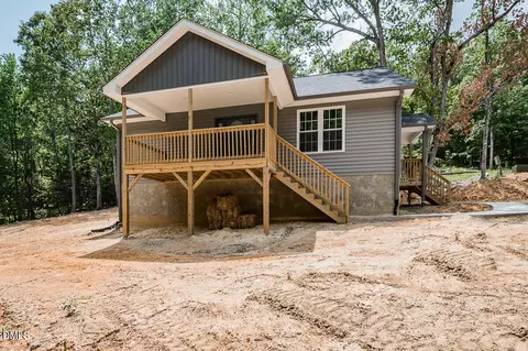 5580 Foothills Ct, Snow Camp, NC 27349