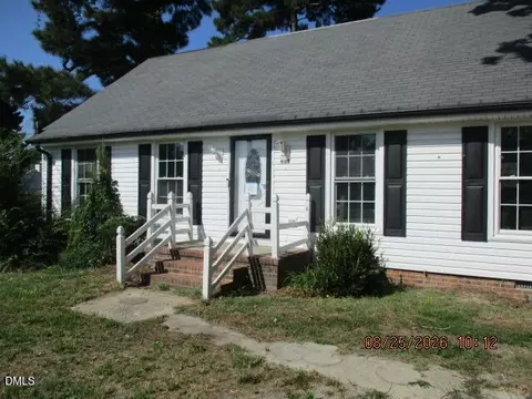 900 Mashie Ln, Rocky Mount, NC 27804
