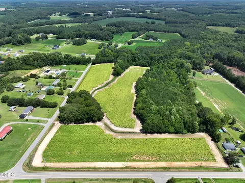 000 River Run Rd, Selma, NC 27576 photo 3