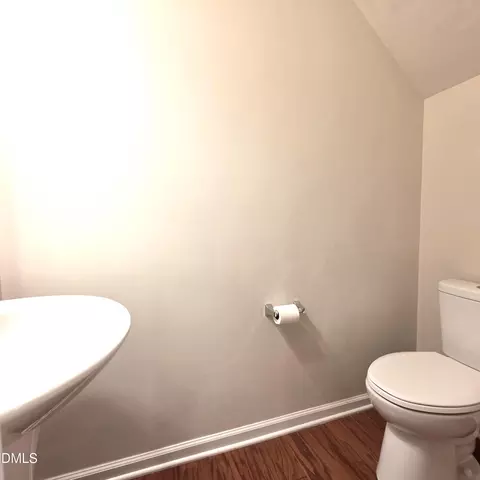 Bath - 18 Pocono Dr, Durham, NC 27705 photo 1 of 5