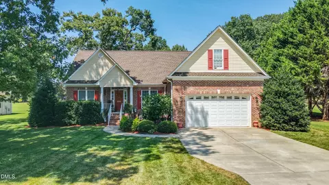 3005 Pearson Farm Dr, Browns Summit, NC 27214