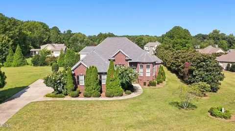 5120 Bartizan Dr, Holly Springs, NC 27540