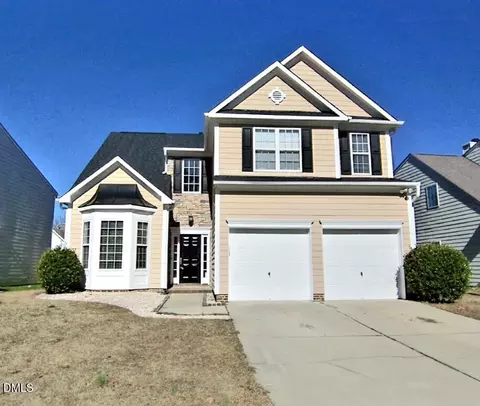 5525 Keowee Way, Raleigh, NC 27616