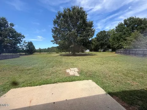 Exterior - 18 Dango Cir, Angier, NC 27501 photo 3 of 4