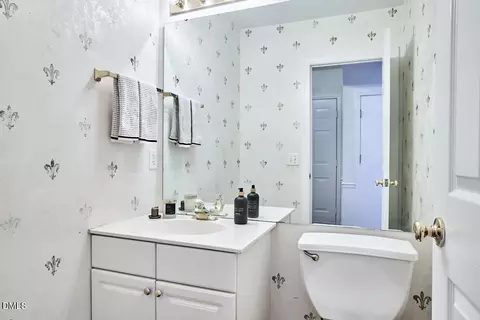Bath - 3917 Springstop Ln, Durham, NC 27705 photo 1 of 5