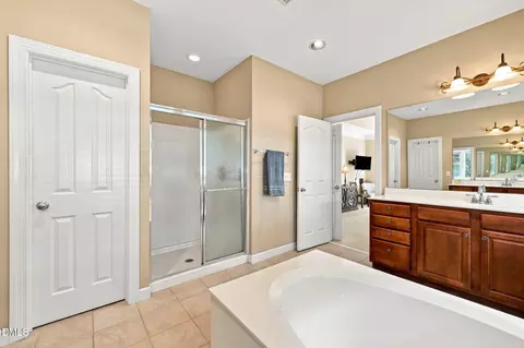 Bath - 9301 Bramden Ct, Wake Forest, NC 27587 photo 3 of 6