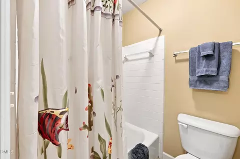 Bath - 9301 Bramden Ct, Wake Forest, NC 27587 photo 5 of 6