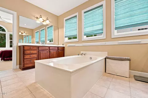 Bath - 9301 Bramden Ct, Wake Forest, NC 27587 photo 2 of 6