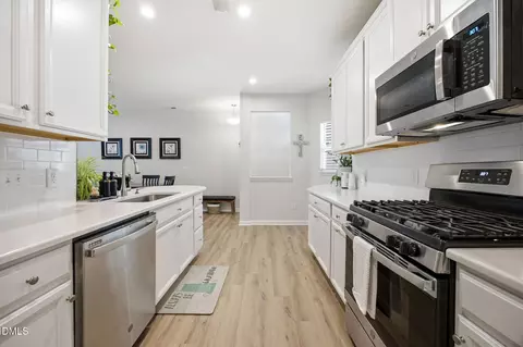 Kitchen - 408 Judge Ct, Durham, NC 27703 photo 2 of 4