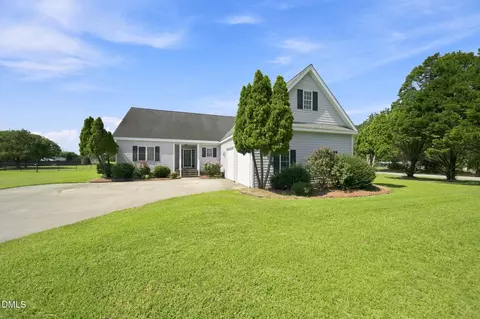 1108 Greenmeade Ct, Greenville, NC 27858