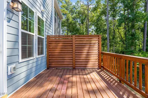 534 Plumleaf Ln, Durham, NC 27703 photo 8