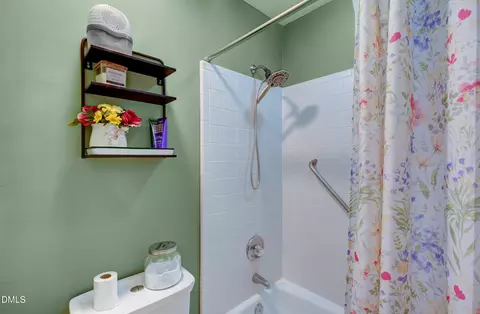 Bath - 207 Brandermill Dr, Durham, NC 27713 photo 2 of 3